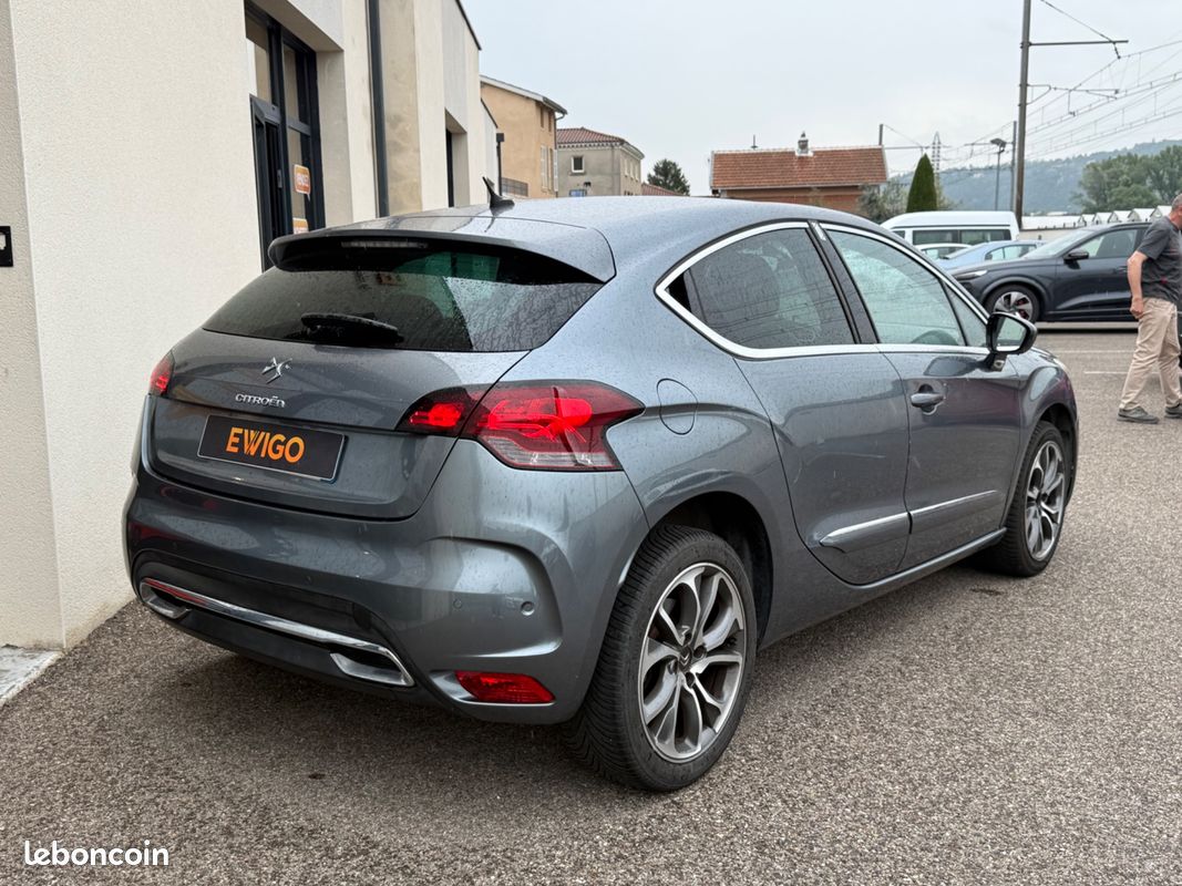 DS DS 4 1.6 THP 200ch SPORT CHIC / SIEGES MASSANT ET CHAUFFANT/INTERIEUR CUIR (image 19)