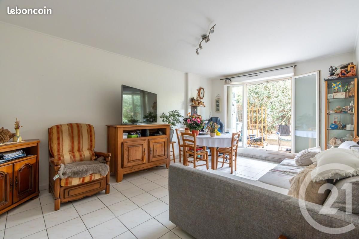 Appartement 3 pièces 60 m² · au Plessis-Trévise · 60 m² · 234 000 €