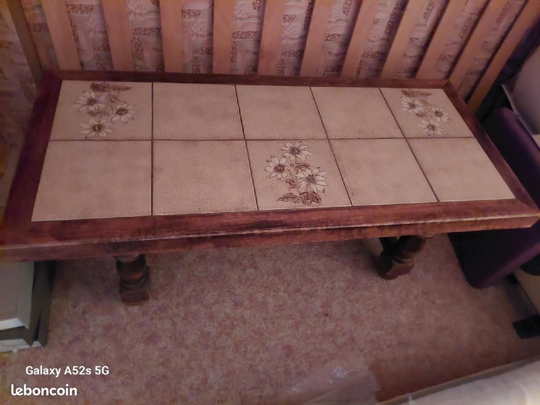 Table ancienne (image 1)
