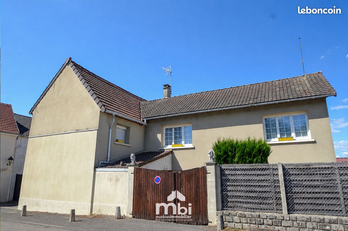 Maison 6 pièces 139 m² · à Marly-la-Ville · 139 m² · 279 000 €