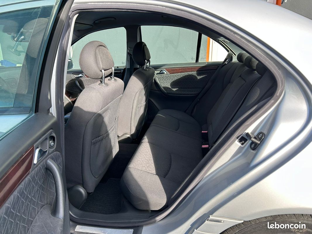 Mercedes CLASSE C 180 KOMPRESSOR ELEGANCE BVA (image 18)