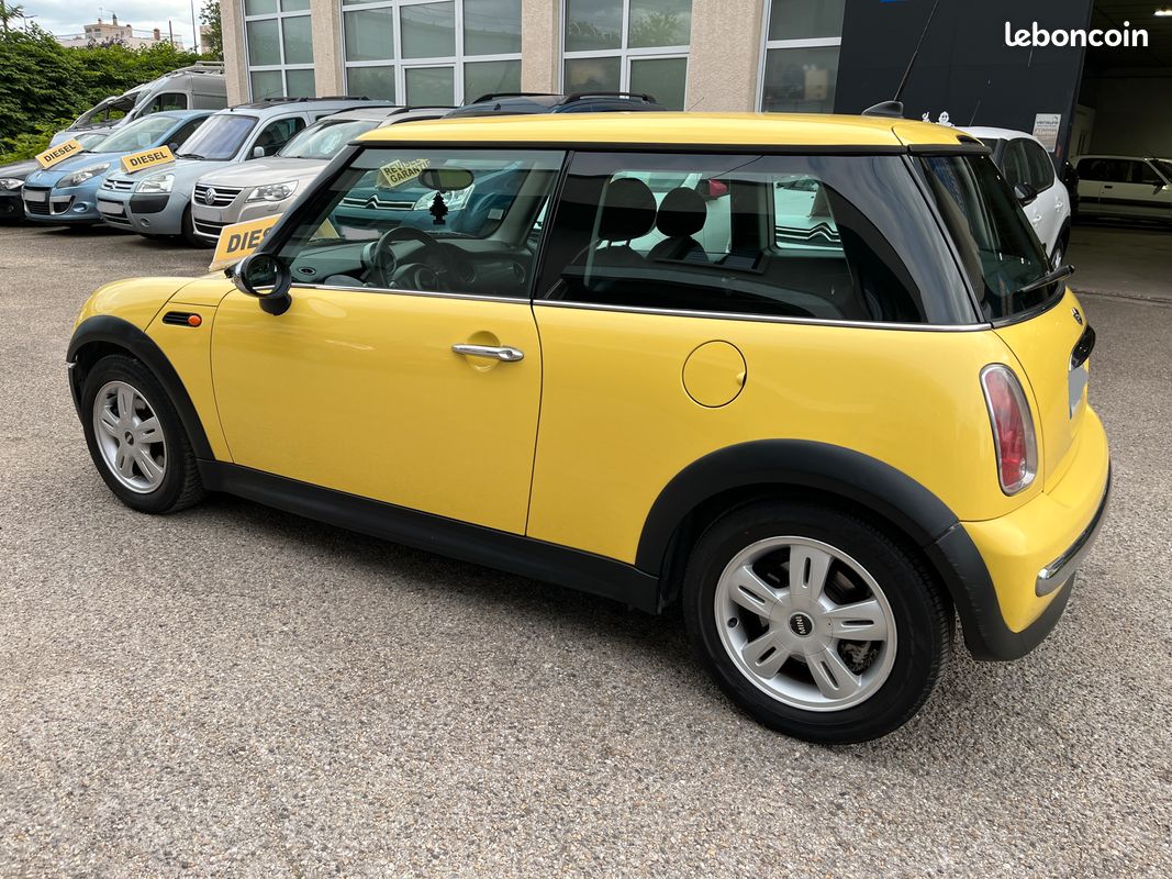 Belle Mini cooper d4d CLIM POSSIBILITE GARANTIE 12 / 24 / 36 MOIS (image 4)