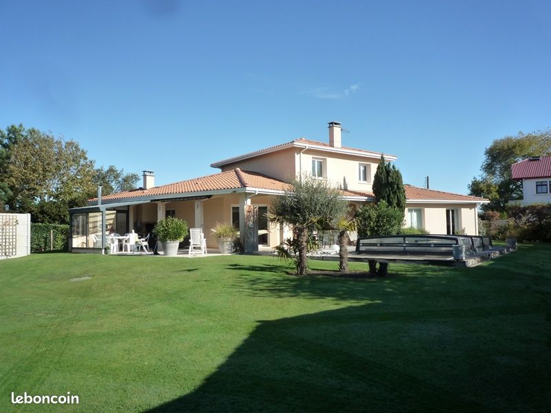 Maison 7 pièces 181 m² · à La Teste-de-Buch · 181 m² · 980 000 €