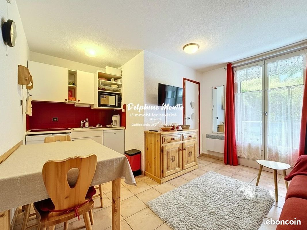 Studio 2 pièces 27 m² (image 1)
