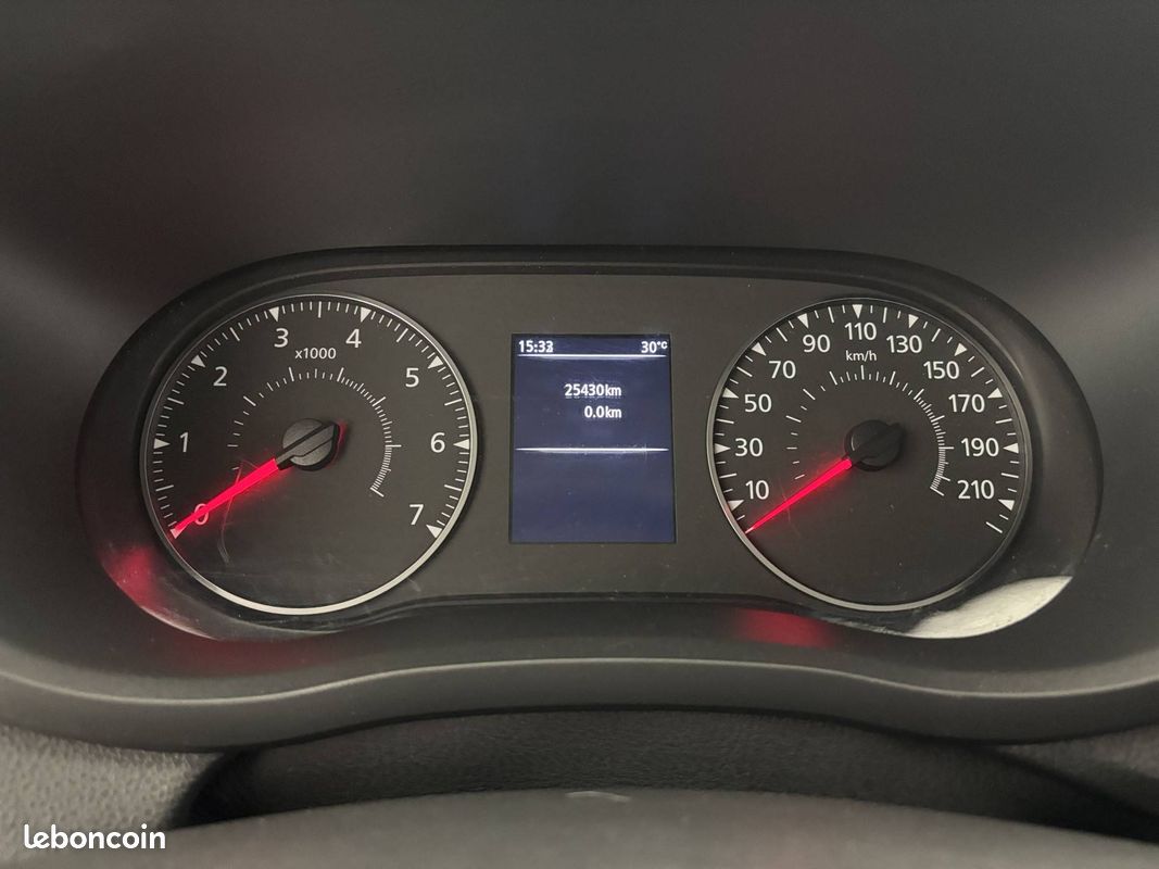 Renault trafic fgn l1h1 2800 kg blue dci 110 essentiel (image 17)