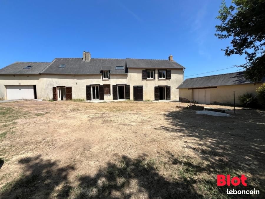 Maison 6 pièces 172 m² · à Saint-Uniac · 172 m² · 1 200 €
