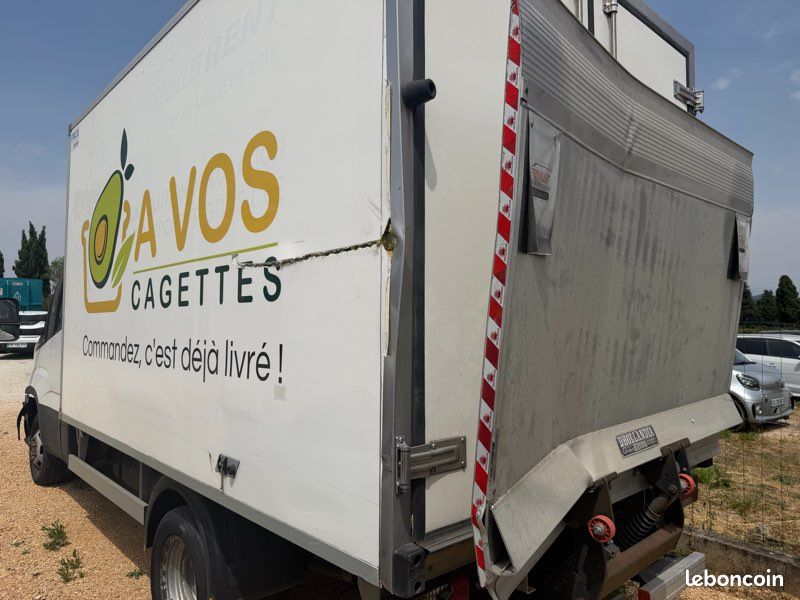 Iveco DAILY VI 35C14 Caisse Hayon (image 5)