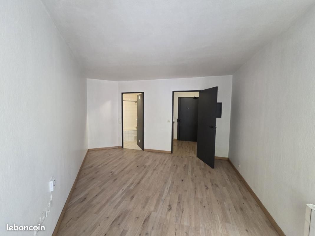 Appartement 1 pièce 23 m² · à Saint-Denis · 23 m² · 727 €/mois