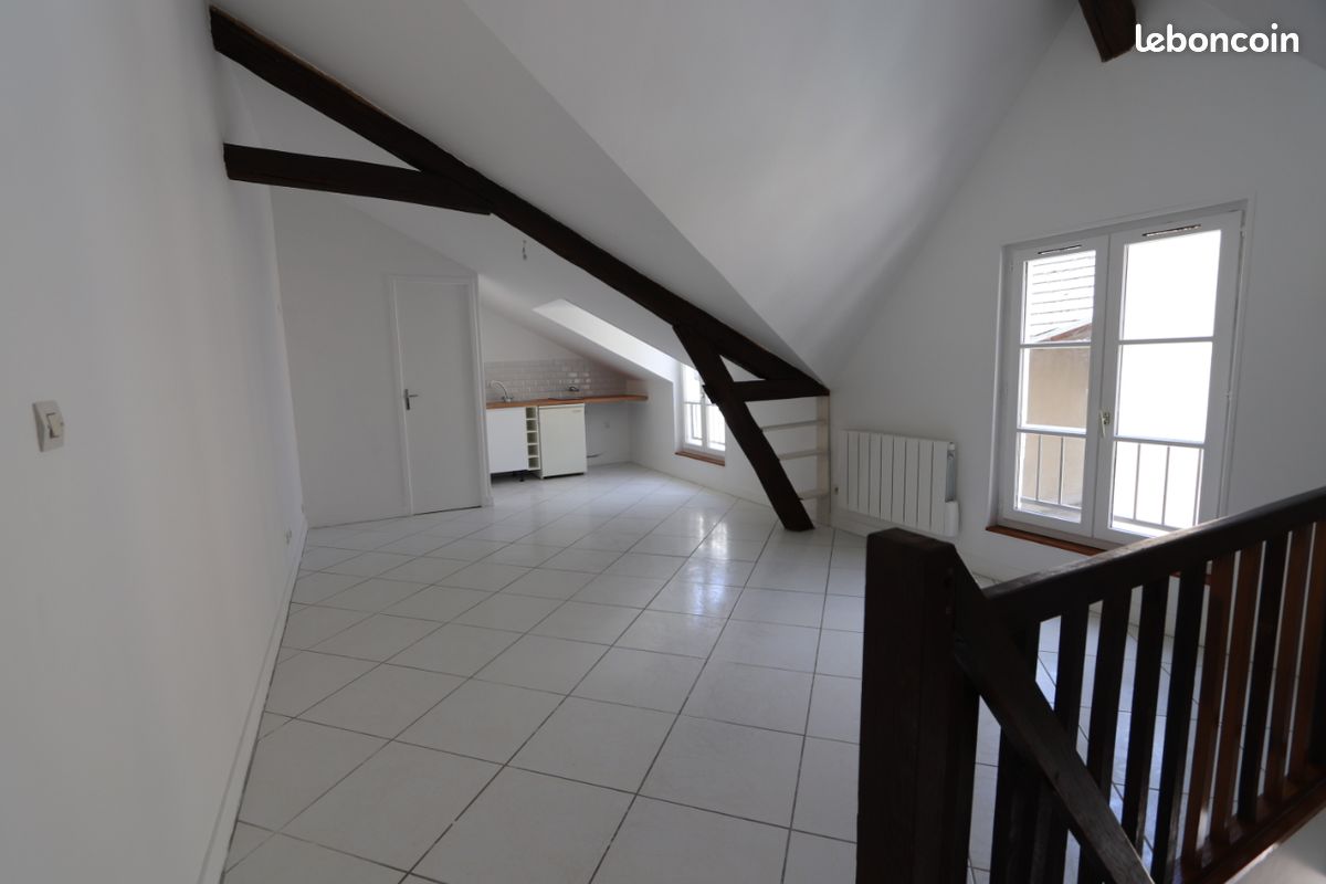 Appartement 2 pièces 28 m² · à Orléans · 28 m² · 530 €
