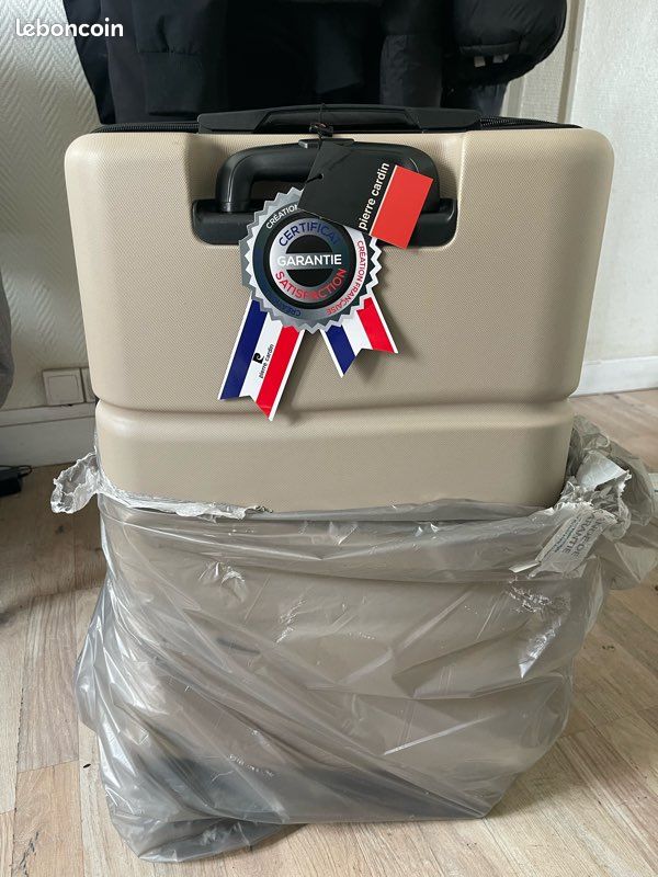 Valise, Pierre Cardin, neuf (image 1)