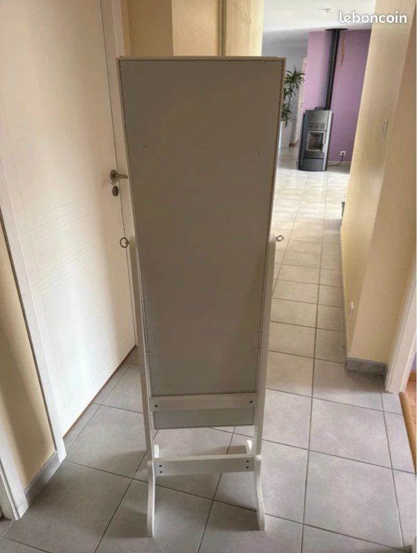Miroir lumineux et armoire a bijoux (image 2)