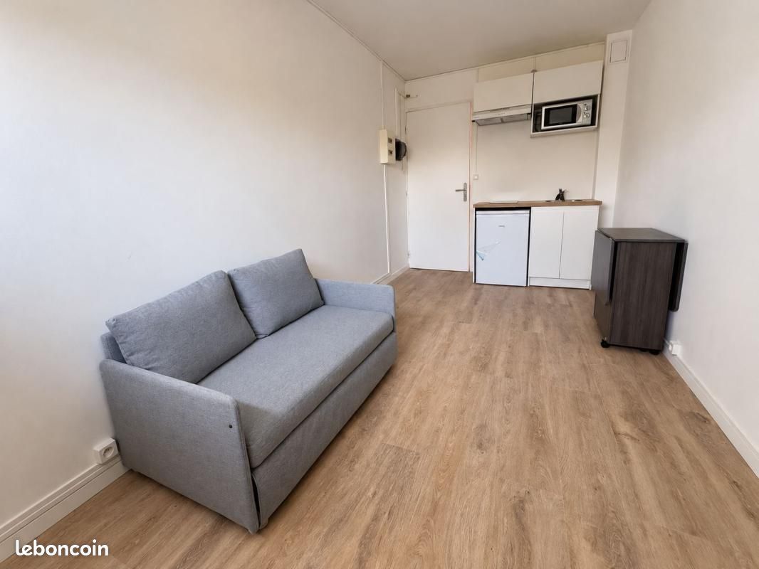 Appartement 1 pièce 11 m² · à Viroflay · 11 m² · 600 €/mois