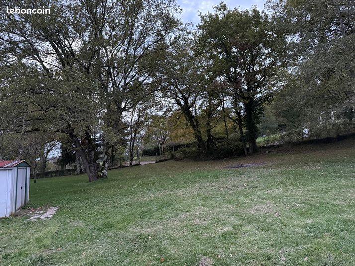 Terrain 1 118 m² Bassillac · à Bassillac Et Auberoche · 35 000 €
