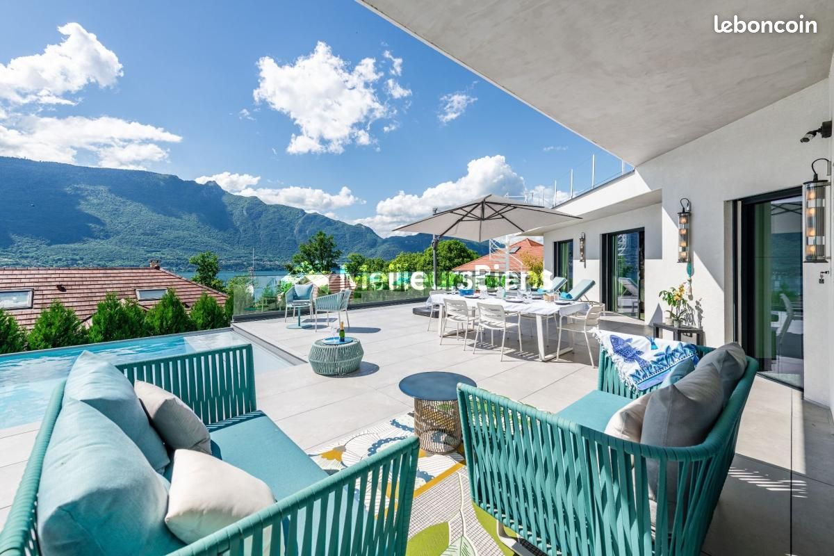 Maison 8 pièces 300 m² · à Tresserve · 300 m² · 2 100 000 €