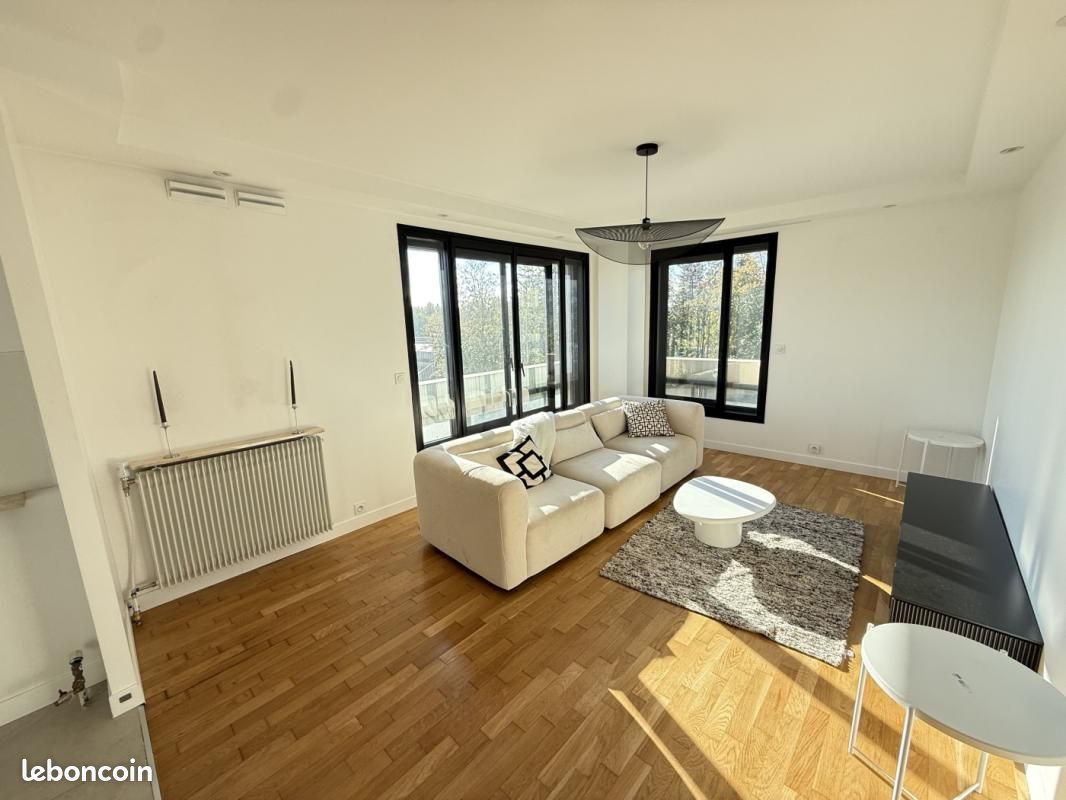 Appartement 3 pièces 65 m² · à Suresnes · 65 m² · 2 300 €/mois