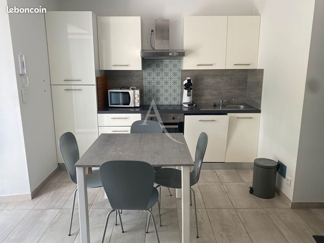 Appartement 2 pièces 28 m² · à Bédarieux · 28 m² · 410 €/mois