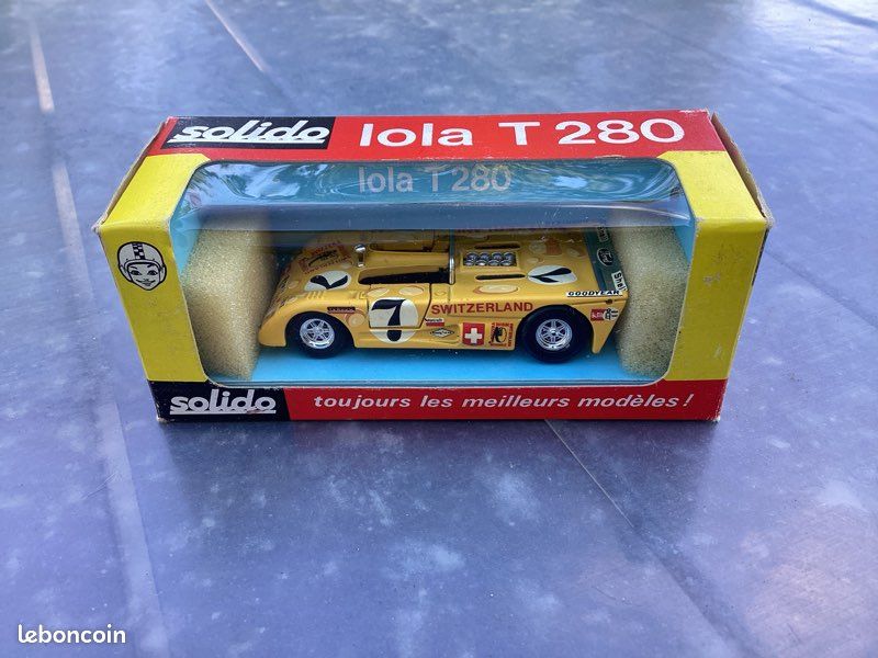 Miniature Solido Lola T280 Le Mans 1973 échelle 1/43 Neuve