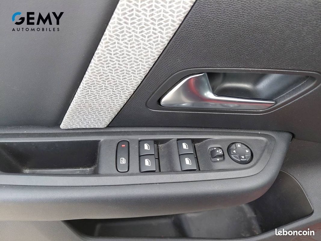 CITROEN C4 PureTech 130 S&S BVM6 Shine (image 14)