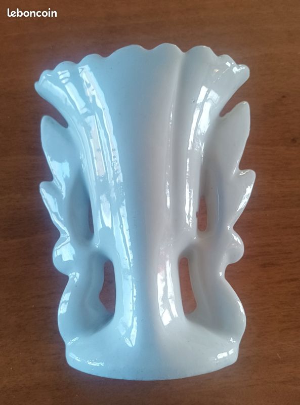 Petit vase de mariée ancien porcelaine (image 2)