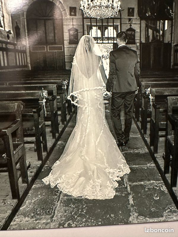 Robe de mariée coupe sirène dos nu (image 5)