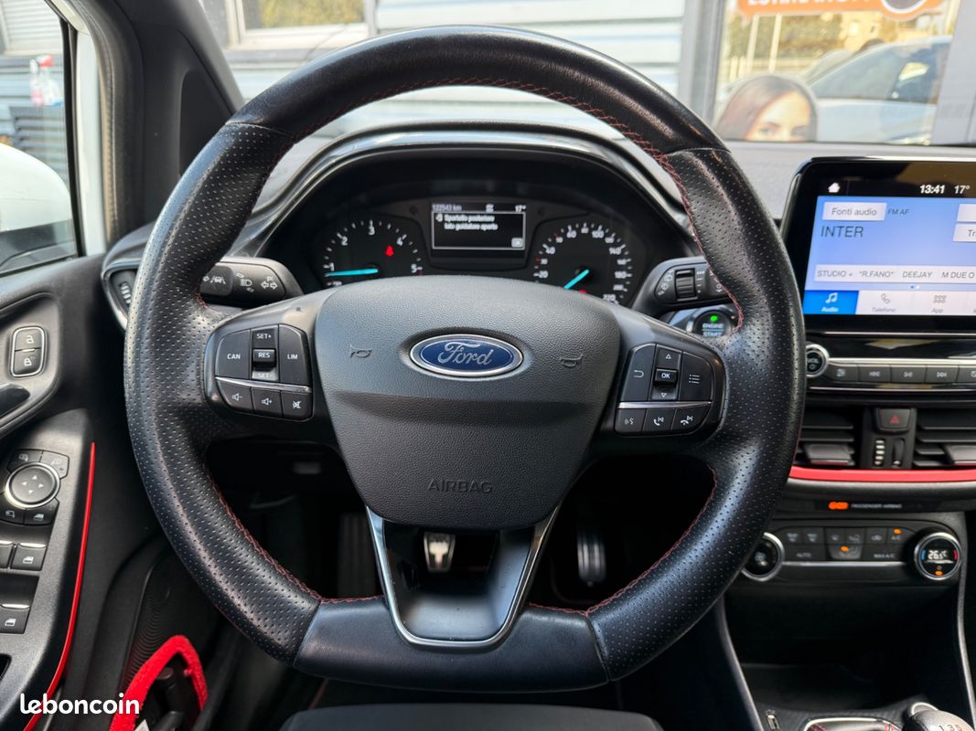 Ford fiesta 1.5 tdci st-line 85ch / camera recul / carplay (image 10)