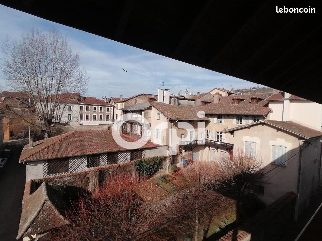 Appartement 4 pièces 97 m² · à La Côte-Saint-André · 97 m² · 869 €/mois