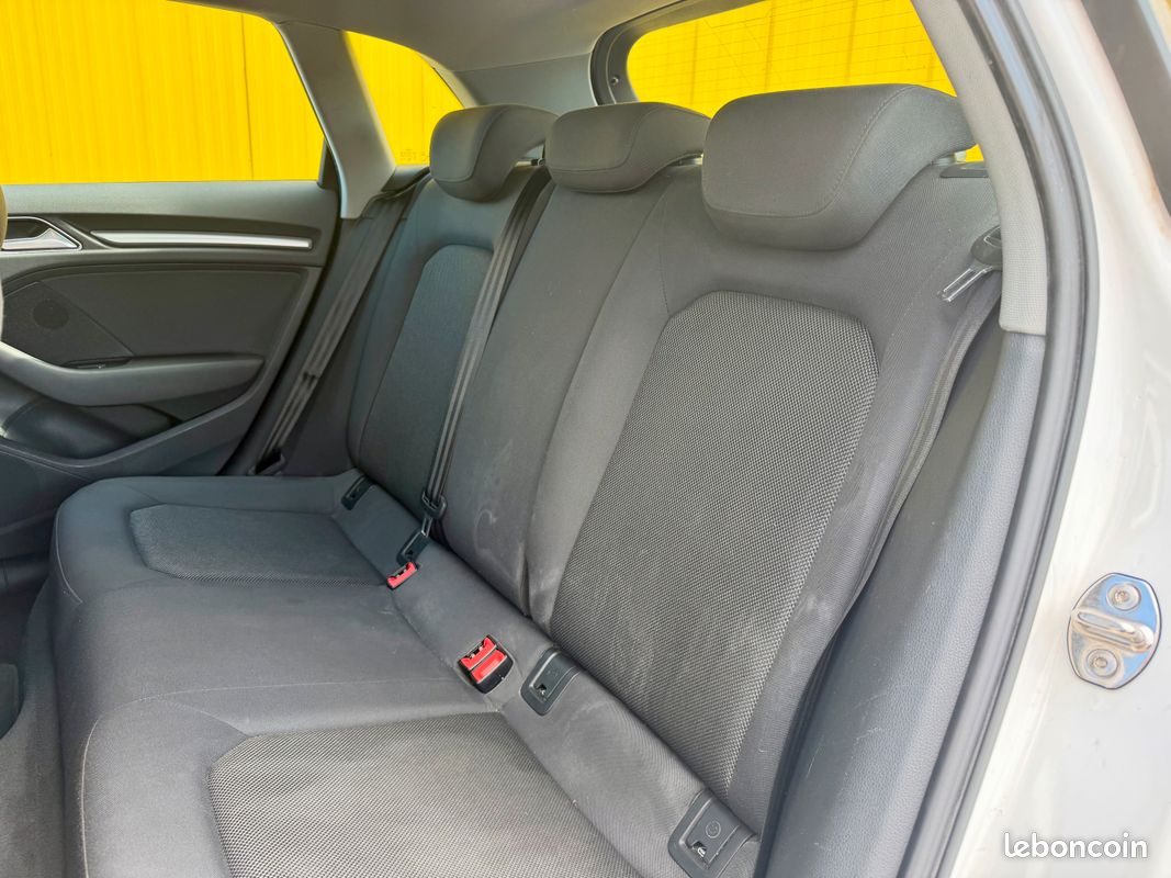 AUDI A3 Sportback 1.4 TFSI 150ch Design S tronic 7 (image 4)