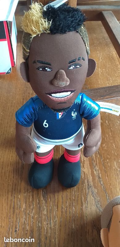 Lot 3 peluches joueurs de football (image 3)