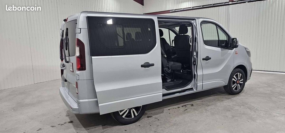 Renault Trafic Blue dCi 170 auto Techno L1 8 PL (image 17)