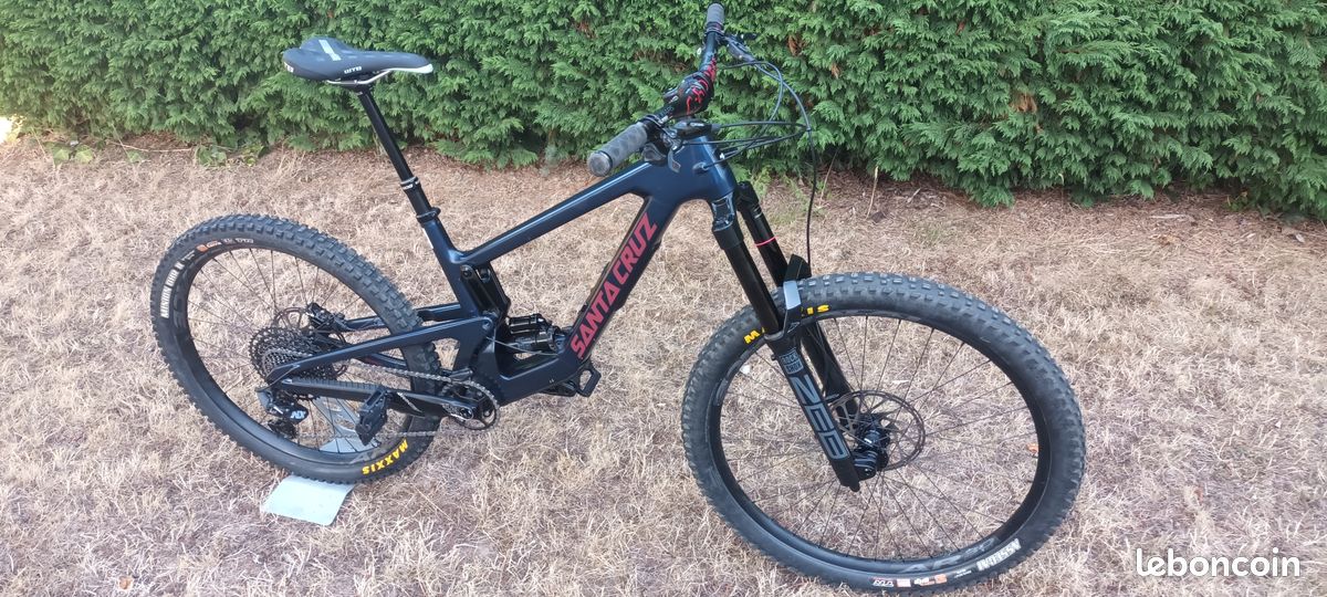 Santa cruz nomad (image 1)