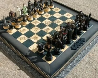 Jeu d'échecs seigneurs et dragons en métal | UK