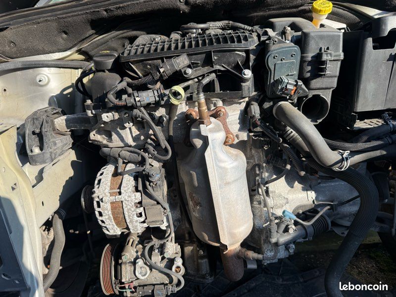 Moteur 1.2 essence puretech HMR hmz 82000 km (image 4)