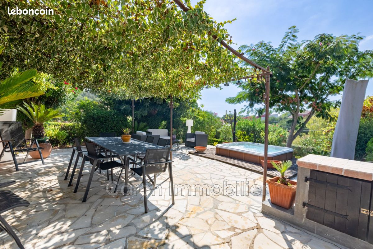 Maison 4 pièces 115 m² · à Mandelieu-la-Napoule · 115 m² · 700 000 €
