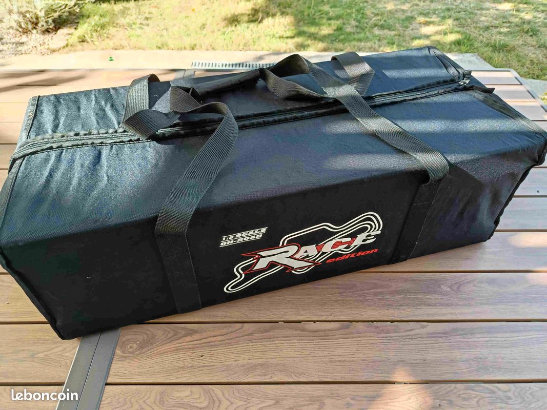 Traxxas – Sac De Transport Polochon Noir Pour Véhicules RC 1/8 Et 1/10 – Compartiments Rembourrés Et Poches