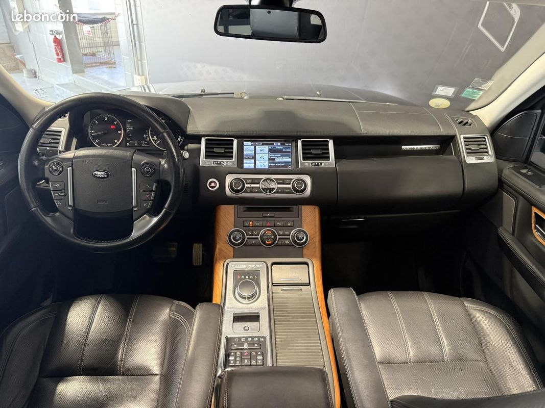 Land rover range rover sport 3.0 tdv6 245 ch v6 hse (image 11)