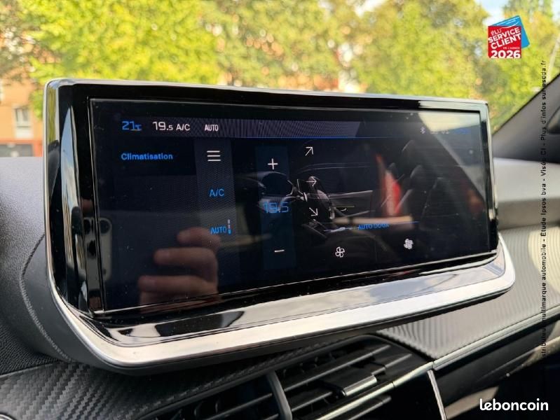 Peugeot 2008 1.2 Hybrid 136ch Allure e-DCS6 (image 21)