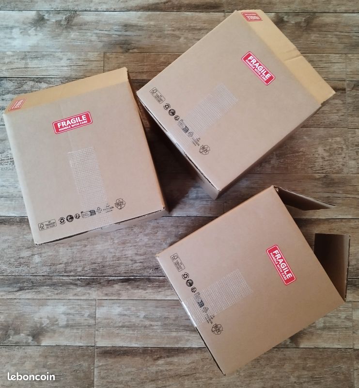 Lot de trois cartons à verres " champagne" (image 5)