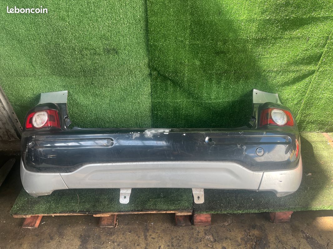 Pare choc arriere citroen c3 picasso (image 1)