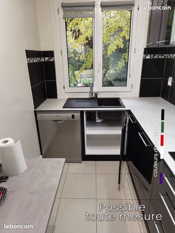 Cuisine équipée noir modulable⁭​‌​⁢⁮⁫​⁪⁪⁢​‍⁪⁪ (image 1)