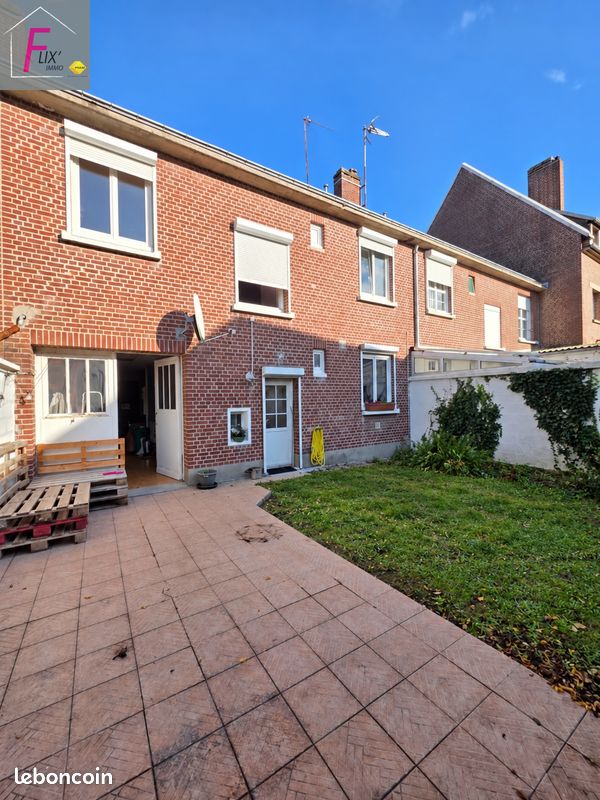 Maison 6 pièces 105 m² · à Abbeville · 105 m² · 222 000 €