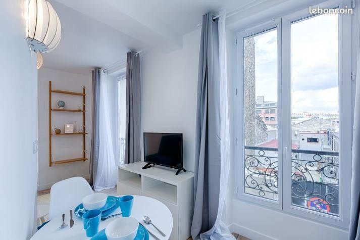 Appartement 1 pièce 18 m² · à Paris · 18 m² · 818 €/mois
