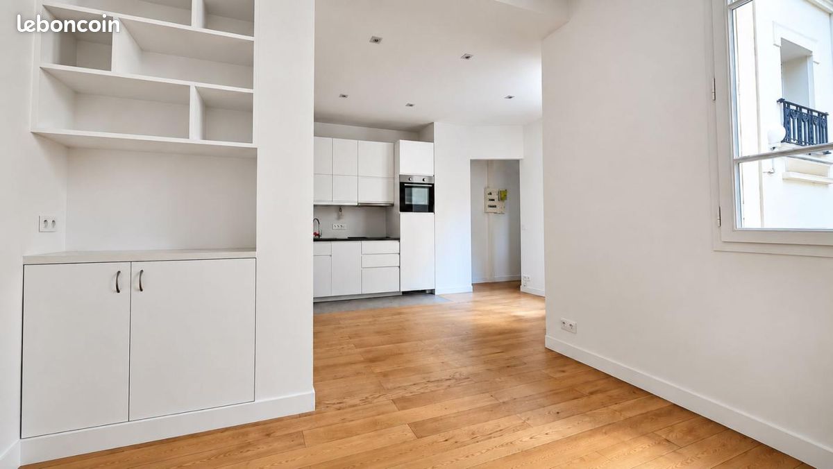 Appartement 2 pièces 43 m² · à Paris · 43 m² · 393 750 €