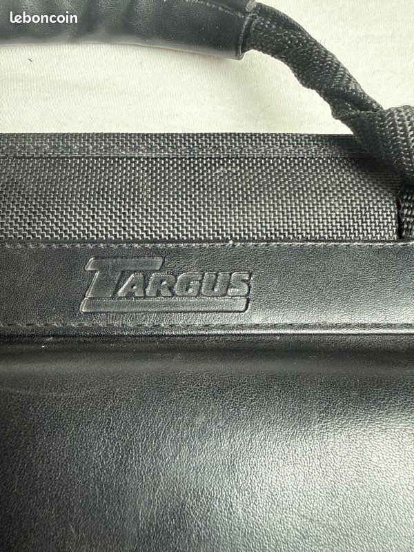 Sacoche Targus SafePORT pour PC portable 15 à 17 pouces – noire (WW80003) (image 4)