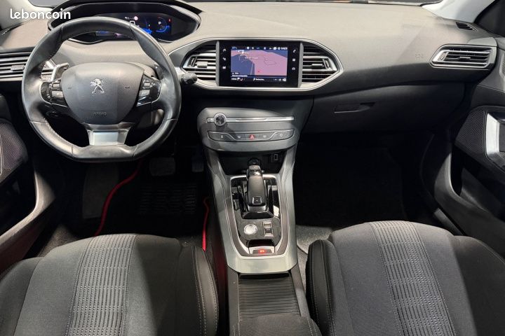 PEUGEOT 308 1.2 130Ch ALLURE Garantie 12 mois APPLE CARPLAY (image 9)