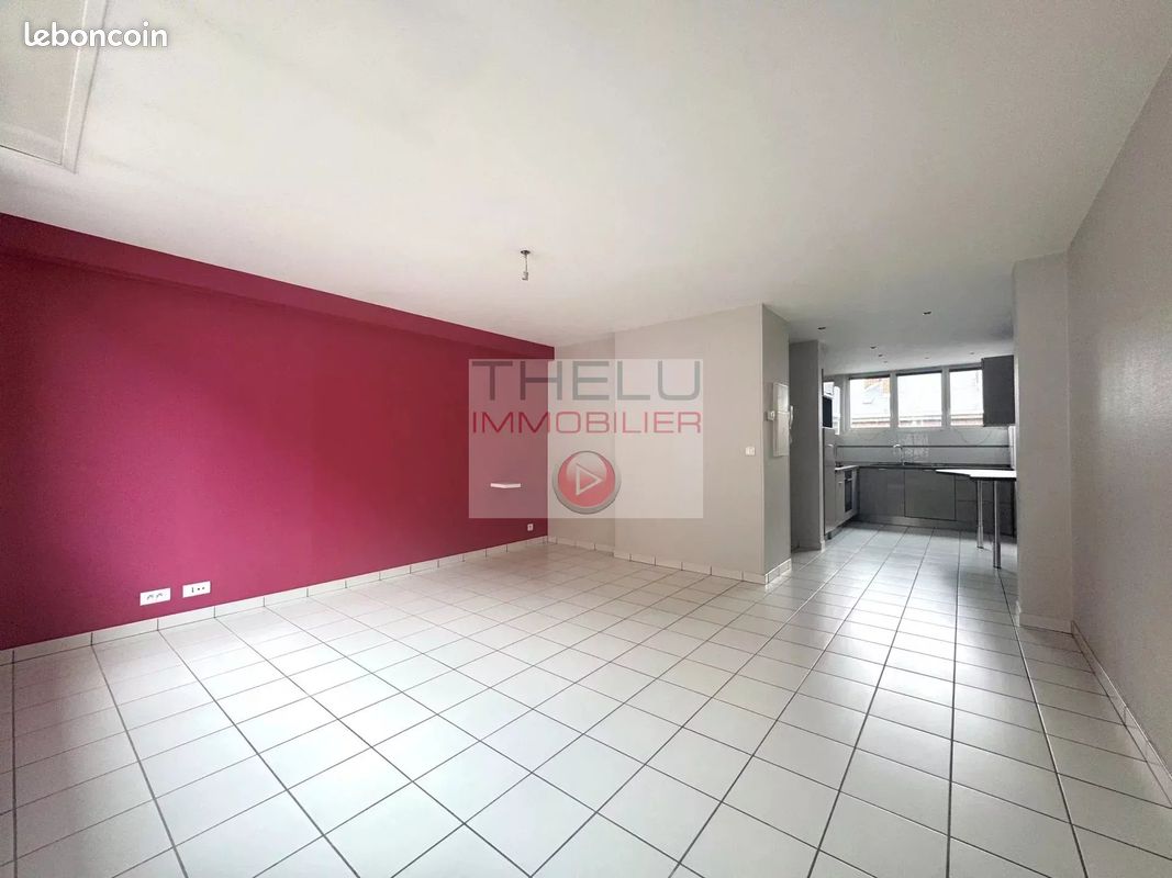 Appartement 3 pièces 68 m² · à Amiens · 68 m² · 860 €