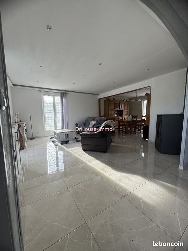 Maison 7 pièces 137 m² · à Nanteuil-lès-Meaux · 137 m² · 320 000 €
