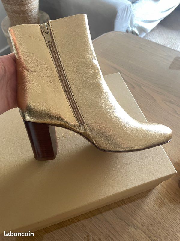 Bottines sezane Léa doré neuve Chaussures