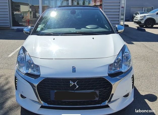 Ds DS 3 PURETECH 110CH CONNECTED CHIC S&S (image 1)
