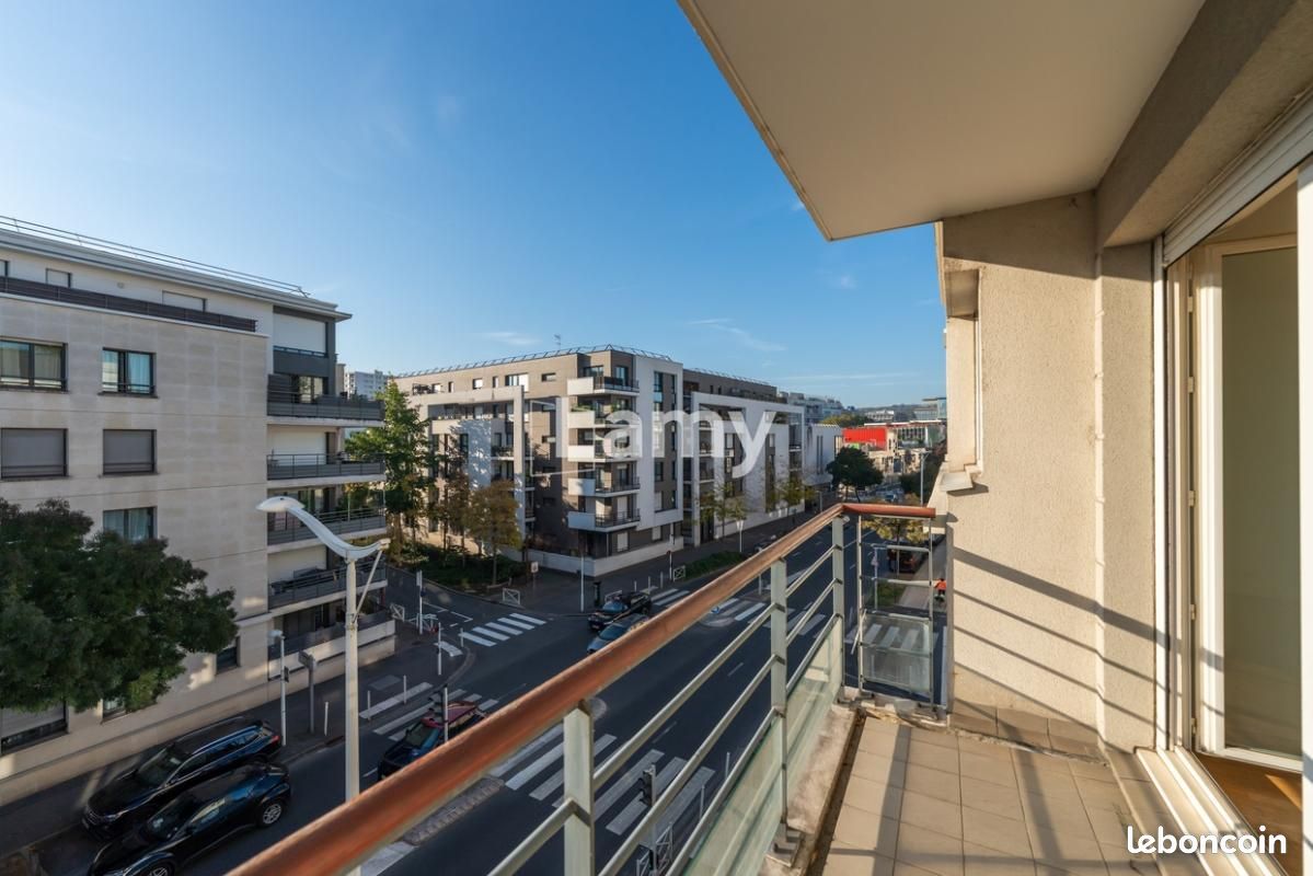 Appartement 2 pièces 47 m² · à Issy-les-Moulineaux · 47 m² · 380 000 €