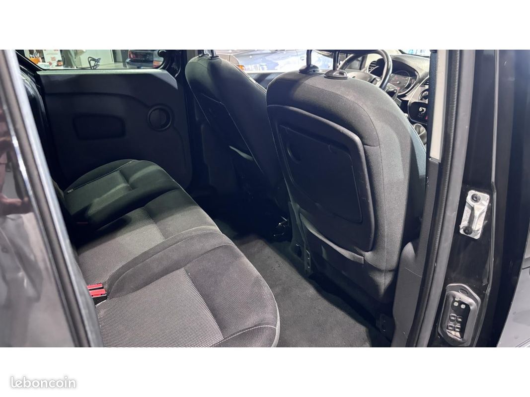 RENAULT KANGOO 1.2 TCe 16V 115 cv (image 25)